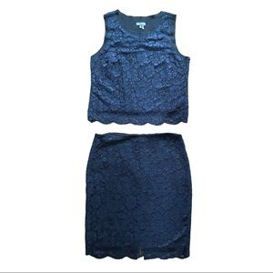 Vince Camuto navy lace overlay 2 piece suit skirt sleeveless top size 12